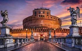 Nanni Vatican House